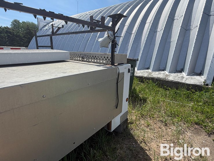 fiberglass-utility-pickup-box-image-11