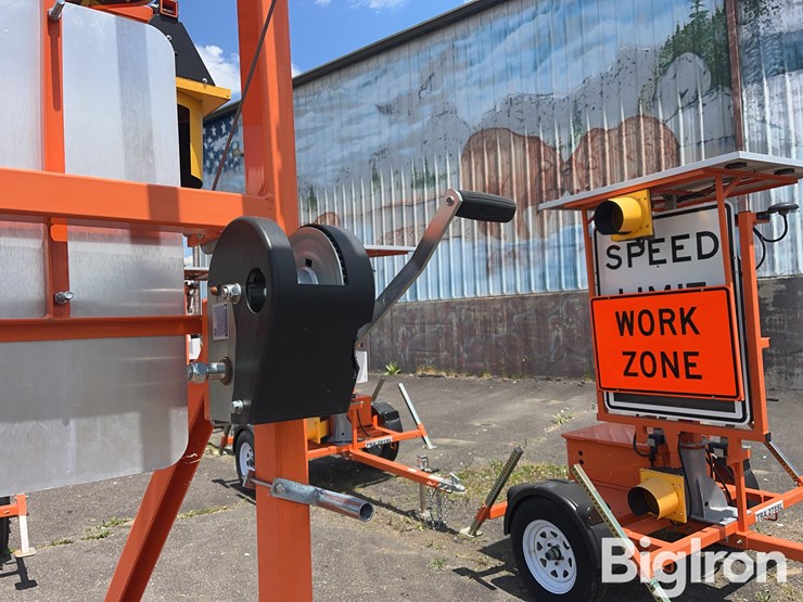 2023-wanco-traffic-control-trailered-caution-sign-image-11