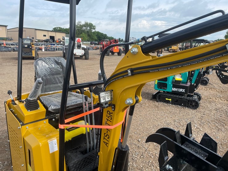 #2038-•-2026-cfg-h13r-mini-excavator-image-7