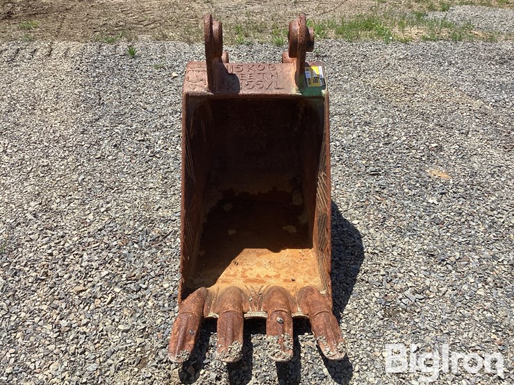 hensley-kob224gpsk1304-23"-excavator-bucket-image-2
