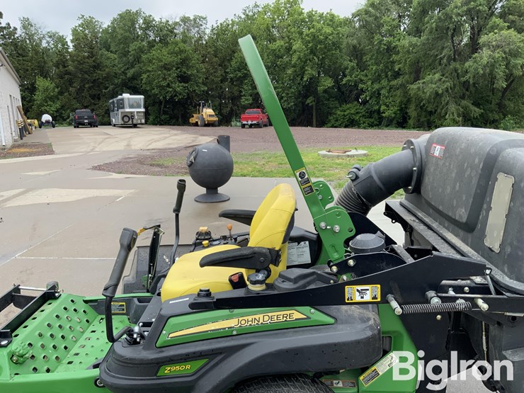 2014-john-deere-z950r-image-10