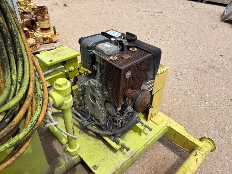 4-station-closing-unit,-skidded-image-6