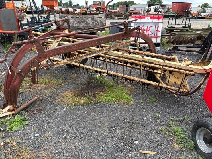 new-holland-56-image-1