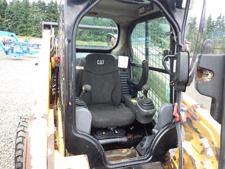 caterpillar-262d-image-24