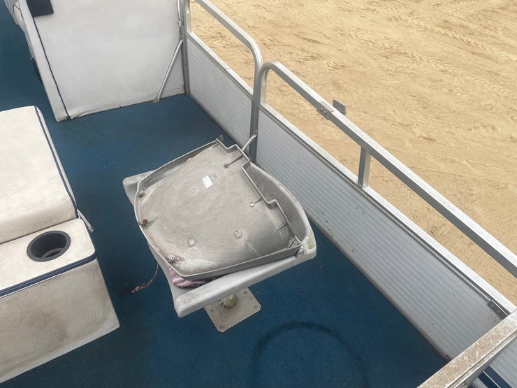 #2000-•-1991-playbuoy-20'-pontoon-with-trailer-(has-wi-title)-image-49