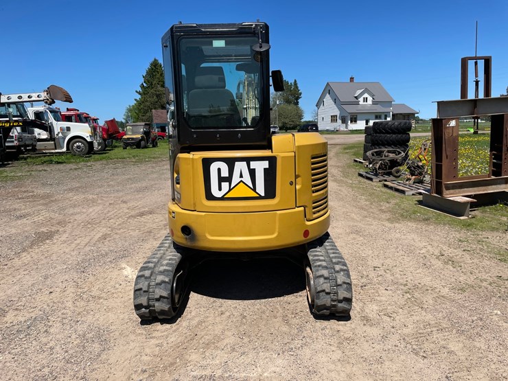 caterpillar-303.5e2-cr-image-7