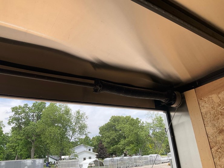 2024-haulin-31'-x-102"-image-53