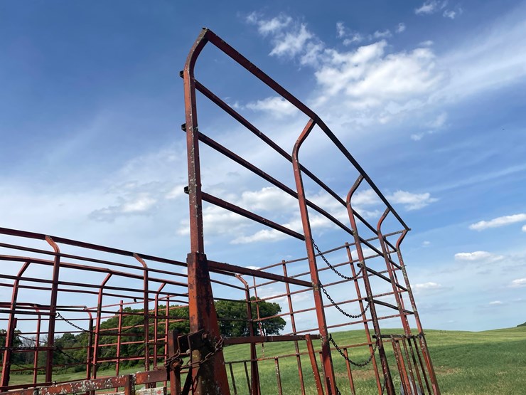#2007-•-hay-wagon-with-10-ton-running-gear-(colfax-wi)-image-19
