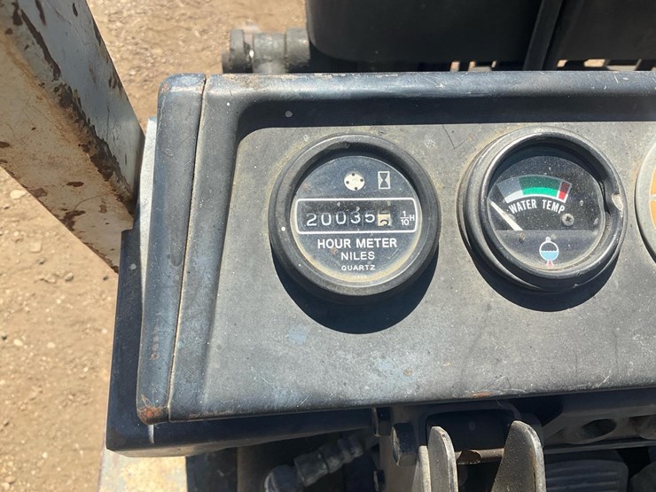 #1378-•-1989-nissan-p50k-forklift-image-27