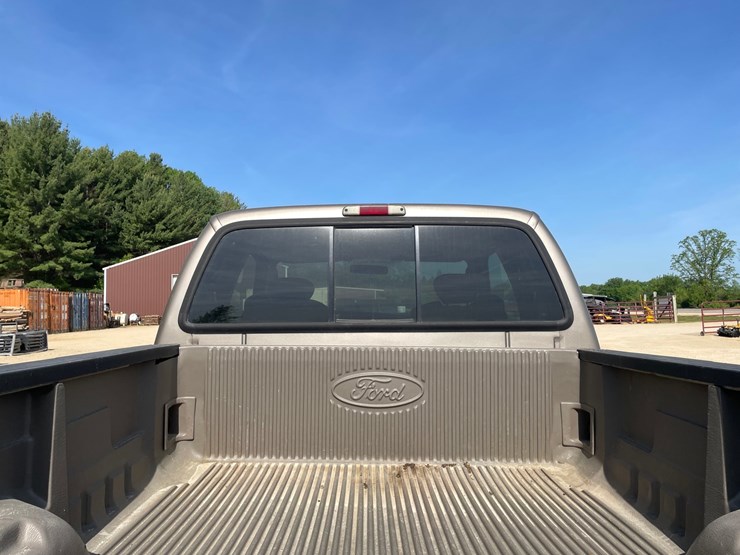 2004-ford-f350-image-103
