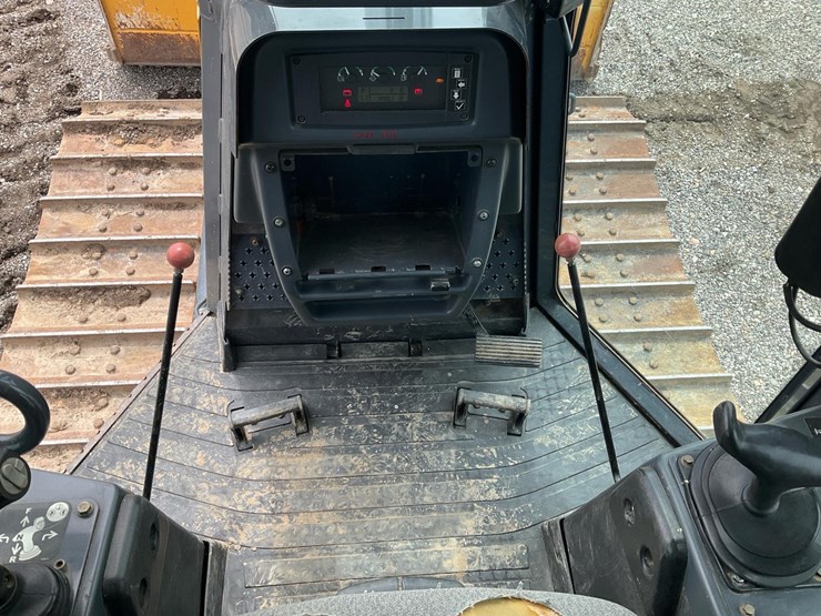 2014-deere-650k-xlt-image-52