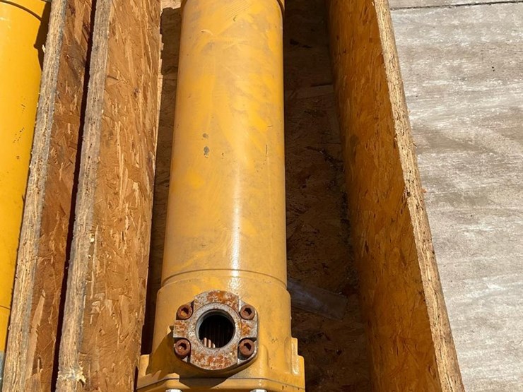 caterpillar-c27-image-6