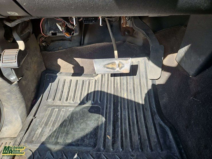 2008-chevrolet-silverado-1500-image-24
