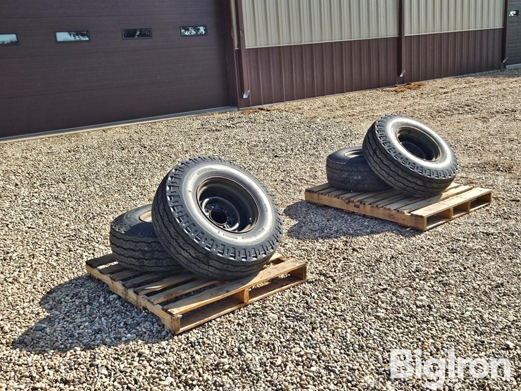 12-16.5lt-tires-on-8-bolt-rims-image-4