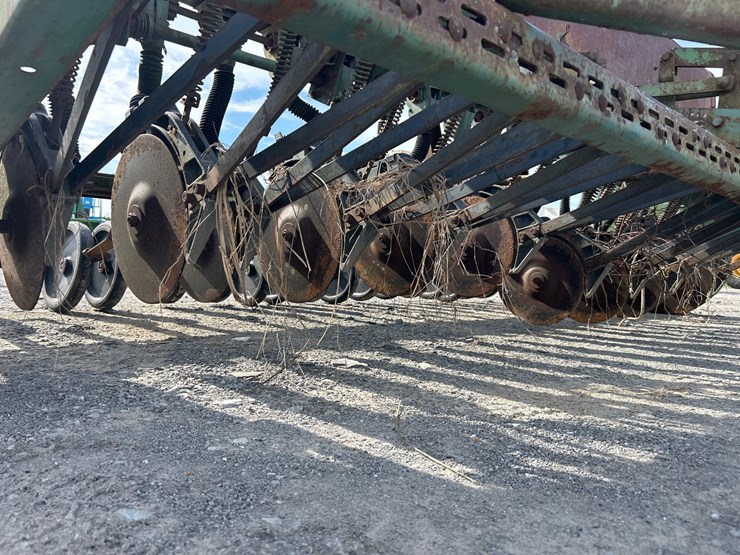 john-deere-8200-image-9