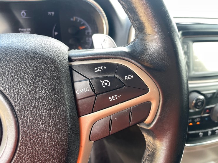 2017-jeep-grand-cherokee-laredo-image-71