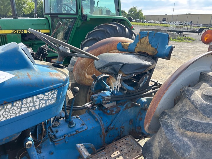 ford-4600-image-8