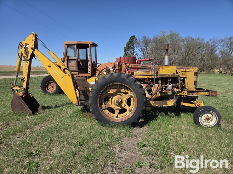 1952-massey-ferguson-222-image-4