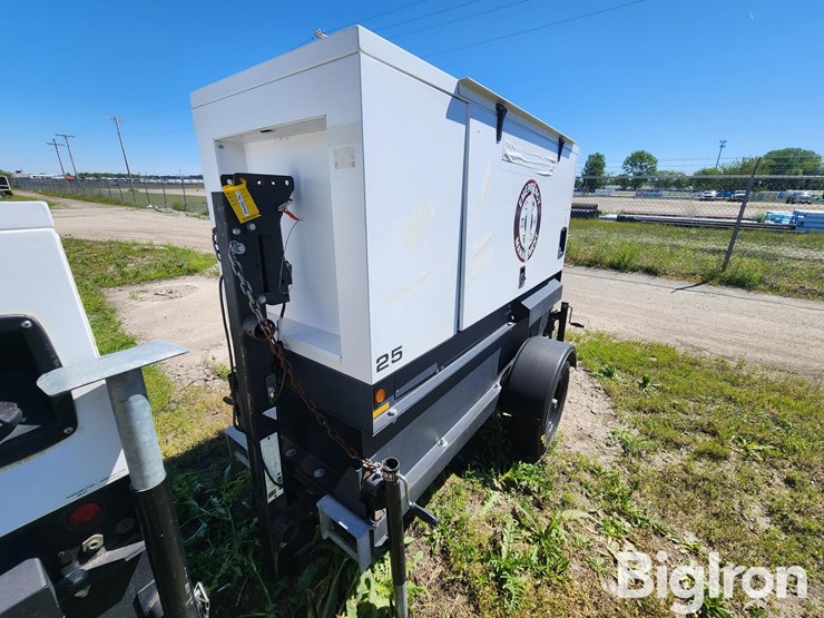 2018-generac-mmg251f4-22kw-portable-generator-image-1