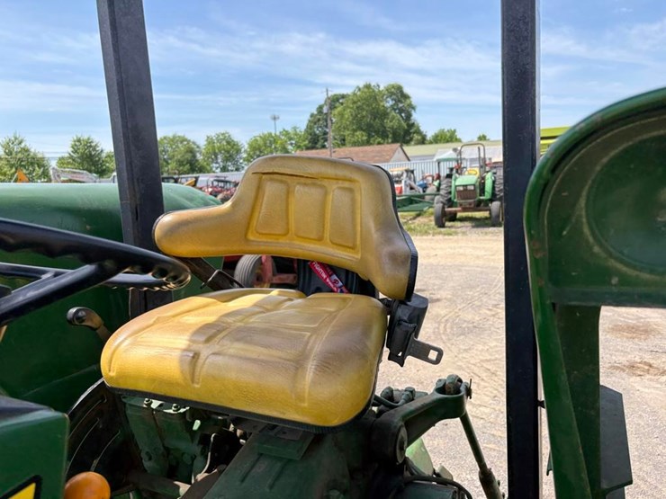 john-deere-2630-image-13