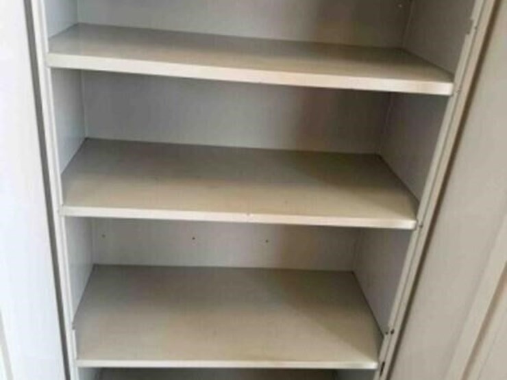 metal-storage-cabinet-image-3