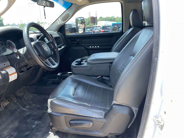2014-dodge-ram-5500-image-10
