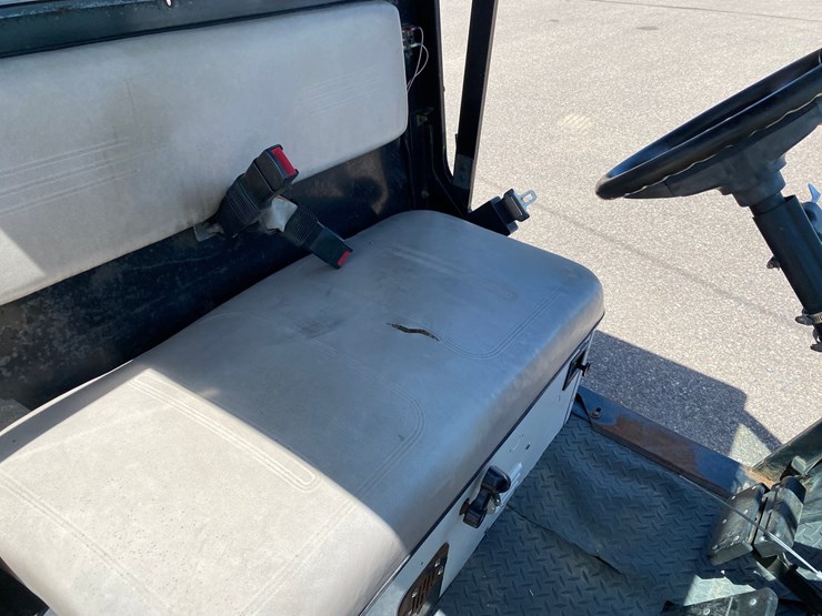 #7413-•-cushman-hauler-1200-golf-cart-(antigo,-wi)-image-31