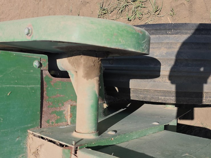 john-deere-328-image-19