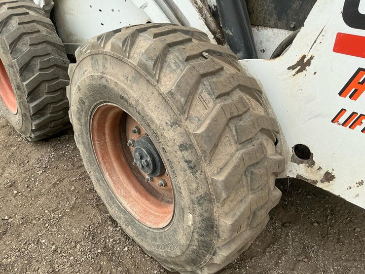 2000-bobcat-873-image-10
