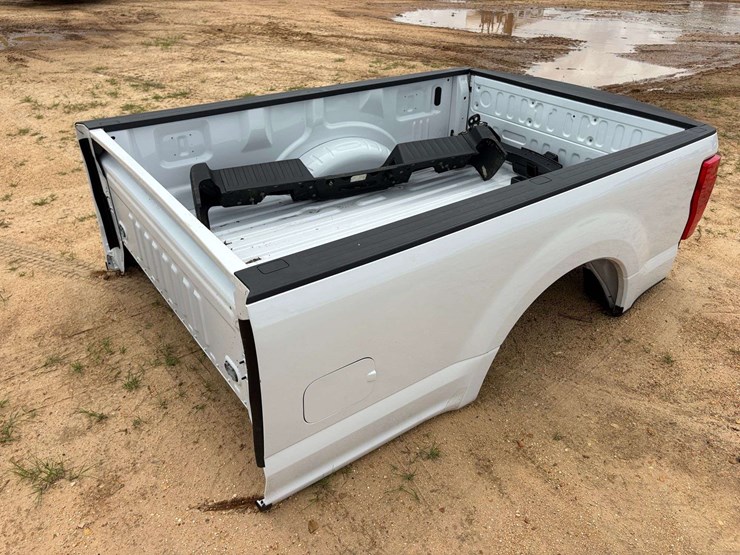2021-ford-f250-image-1
