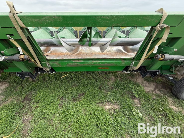 2019-john-deere-712c-image-11