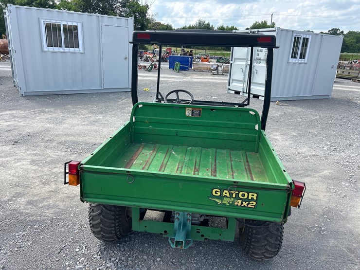 john-deere-gator-image-6