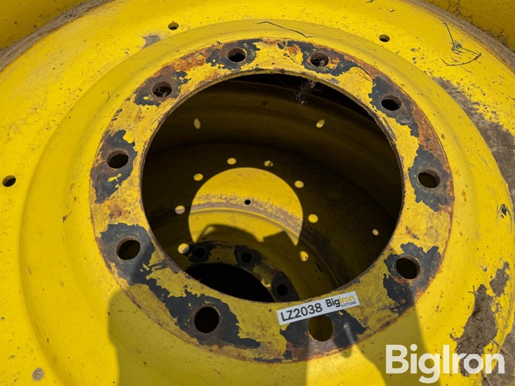 john-deere-8200-image-10