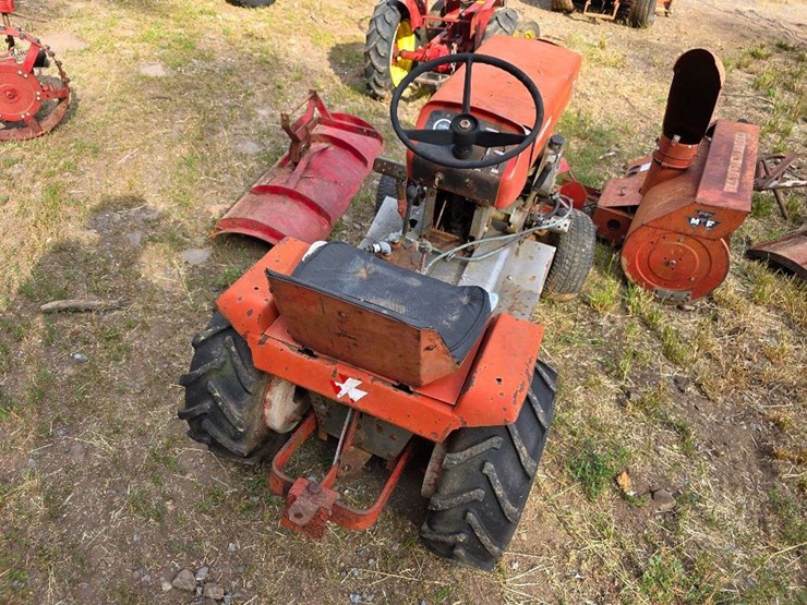 1974-massey-ferguson-12-image-6