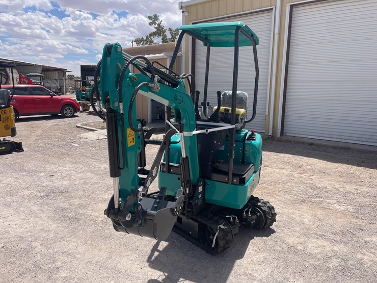 #2660-•-unused-cfg-mini-excavator-image-2