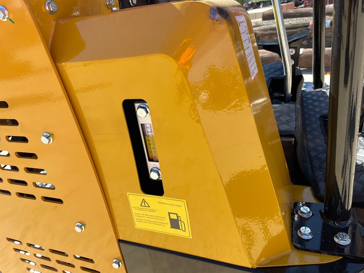 #1100-•-new-ats-rt15r-mini-excavator-image-19