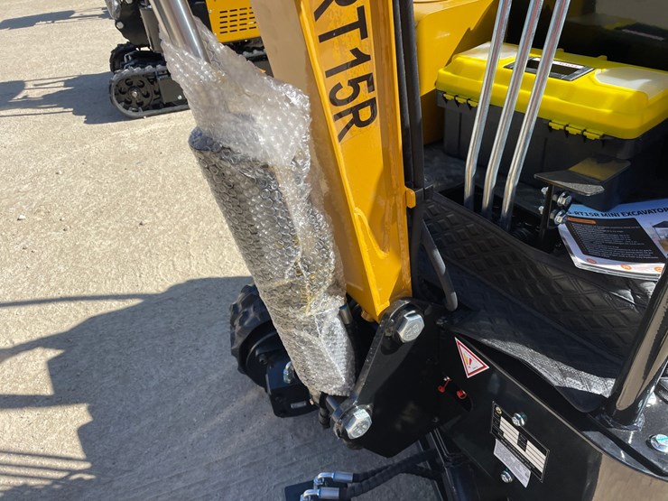 #1100-•-new-ats-rt15r-mini-excavator-image-29