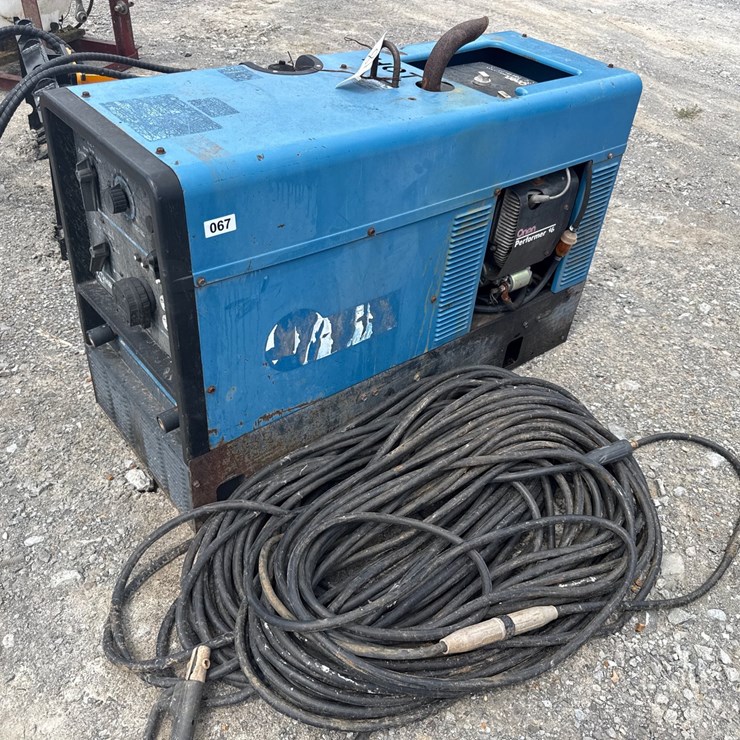 MILLER BOBCAT 225