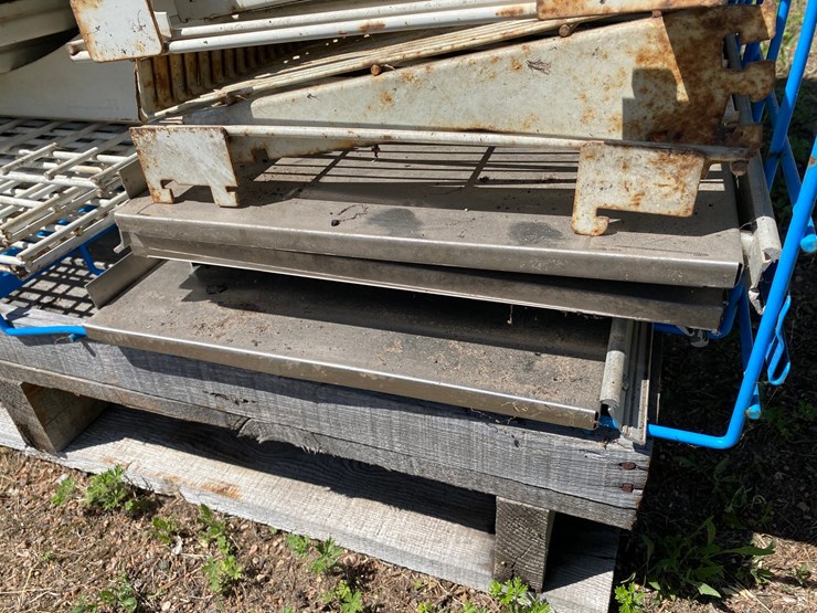 #7435-•-(2)-pallets-of-shelving-(antigo,-wi)-image-8