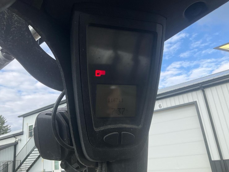 #1351-•-2015-linde-h35-evo-forklift-image-27