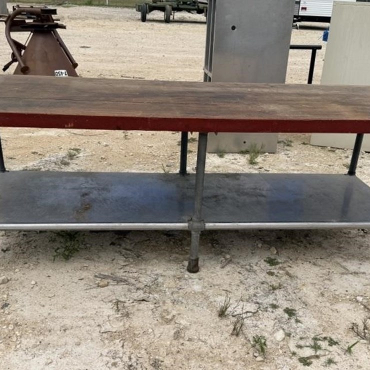 L3 - Shop Table