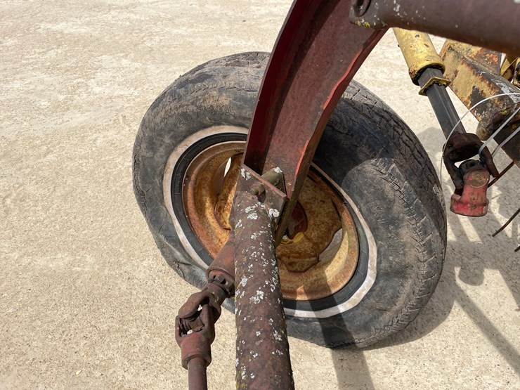 new-holland-56-image-24