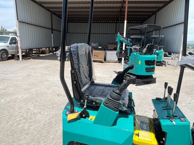 #2654-•-unused-cfg-mini-excavator-image-29