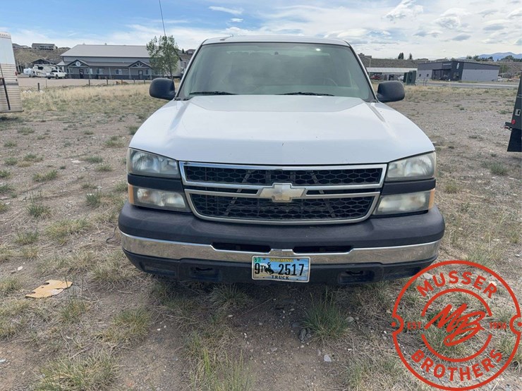 2007-chevrolet-1500-image-8