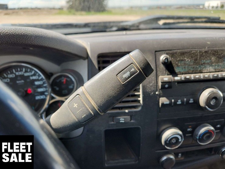 2012-gmc-sierra-3500hd-image-37