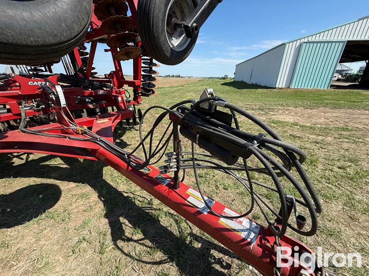 2011-case-ih-330-image-20