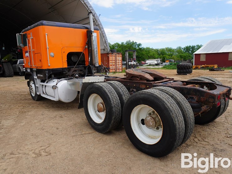 1987-freightliner-fla63104-t/a-cabover-truck-tractor-image-7