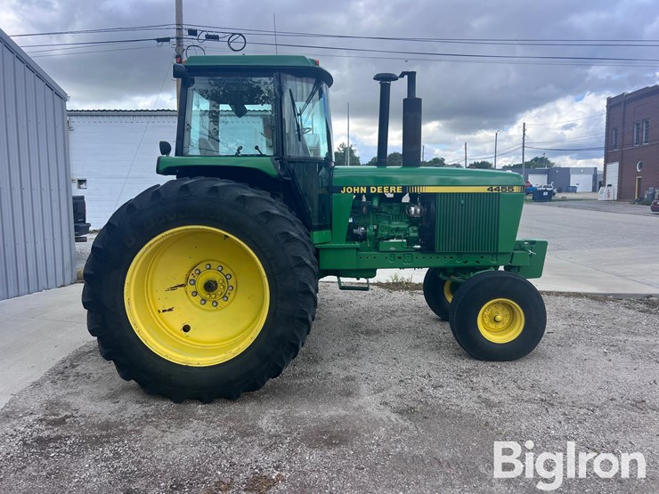 1990-john-deere-4455-image-4