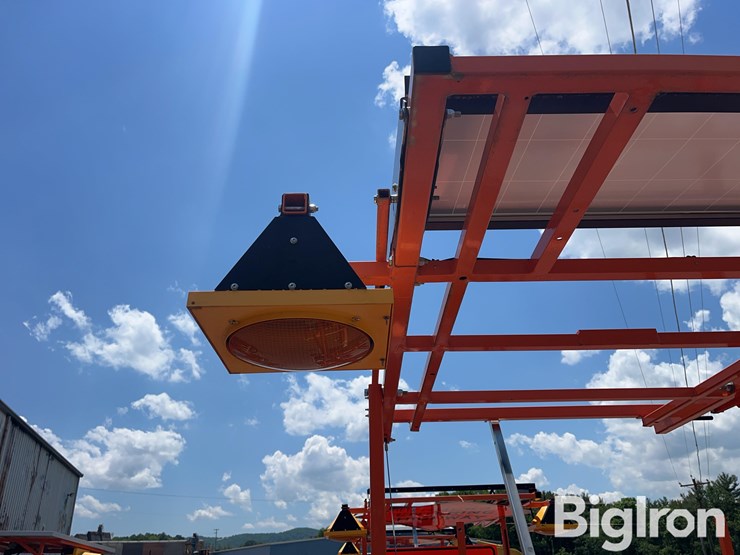 2023-wanco-traffic-control-trailered-trucks-entering-highway-sign-image-9