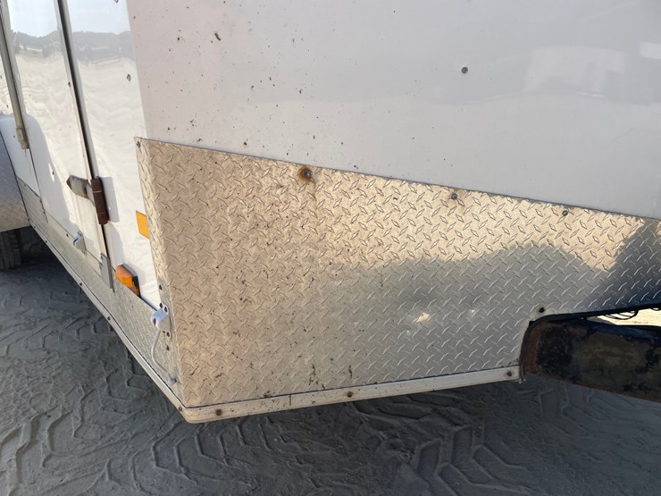 #412-•-2012-middlebury-16'-enclosed-trailer-(has-wi-title)-image-46